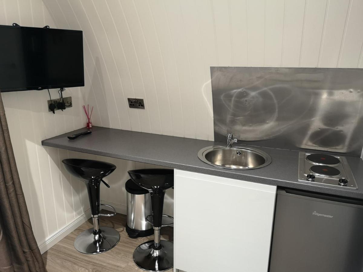 The Pod-Hot Tub-Woodland Lodges-St Clears-Carmarthen Buitenkant foto